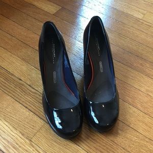 Navy blue patent leather pumps by Rockport